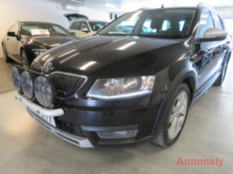 Skoda Octavia Scout 2.0 TDI 4x4 Euro 6 Dragkrok Ny Service – bild 5