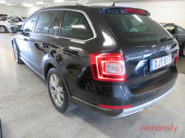 Skoda Octavia Scout 2.0 TDI 4x4 Euro 6 Dragkrok Ny Service – bild 9