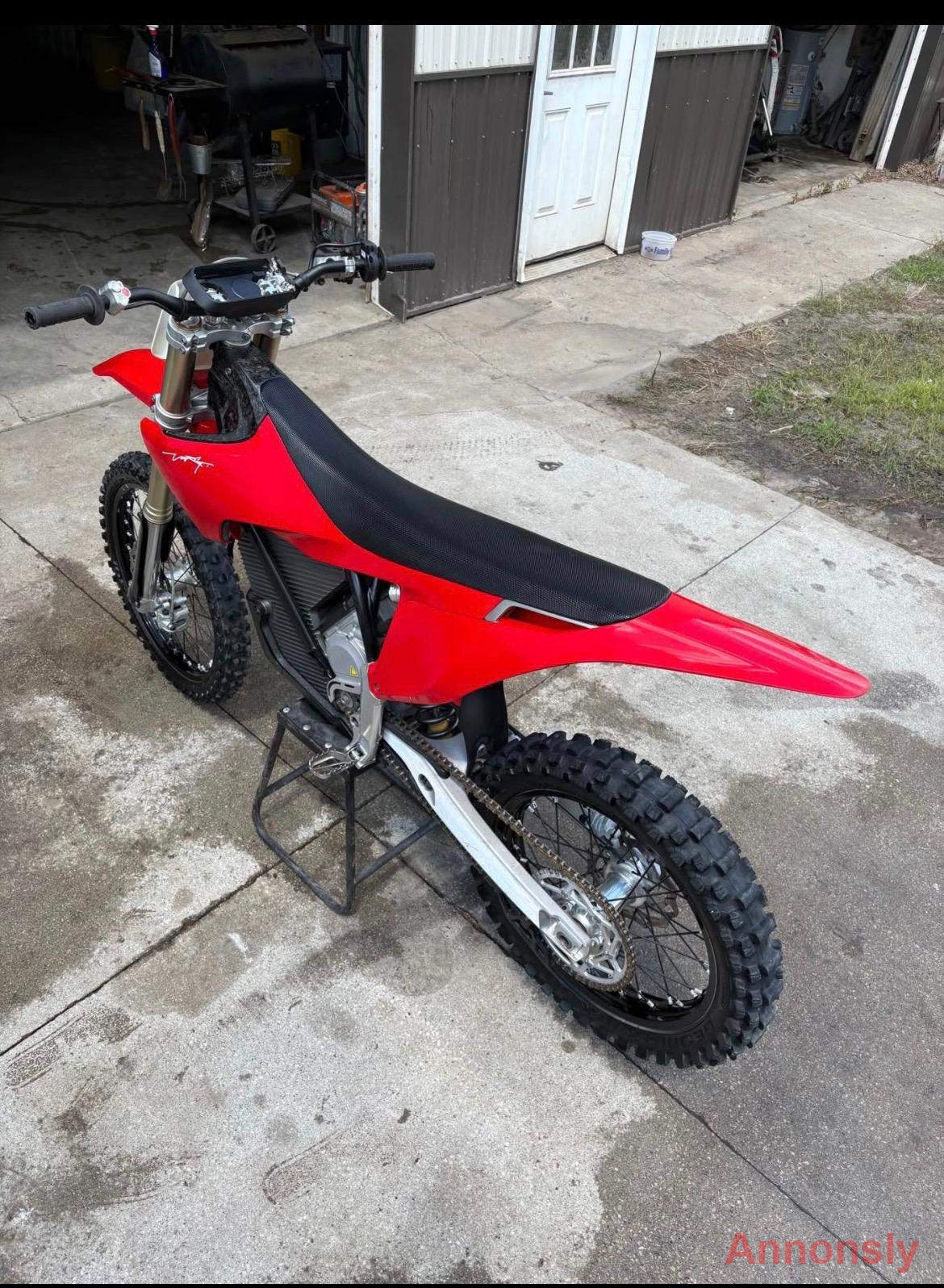 2025 Stark Varg MX 80 hk Alpha – elektrisk motocrosscykel – bild 2