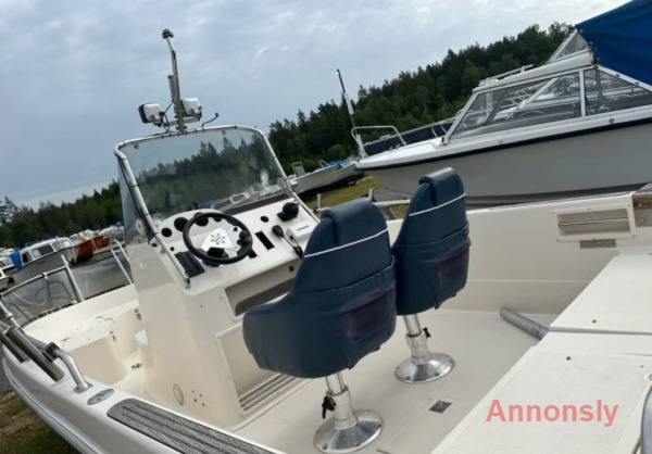Arkipelag 20, Stor styrpulpet – bild 5