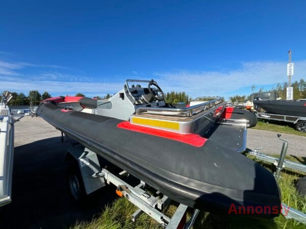 Ribtec Ltd – 2002 – NY Hyundai Seasall 170 hk – bild 4