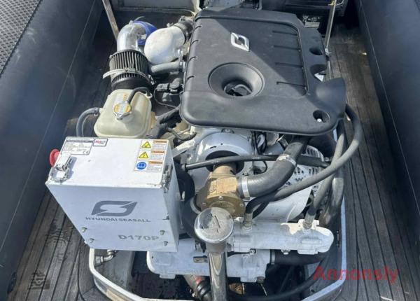 Ribtec Ltd – 2002 – NY Hyundai Seasall 170 hk – bild 11