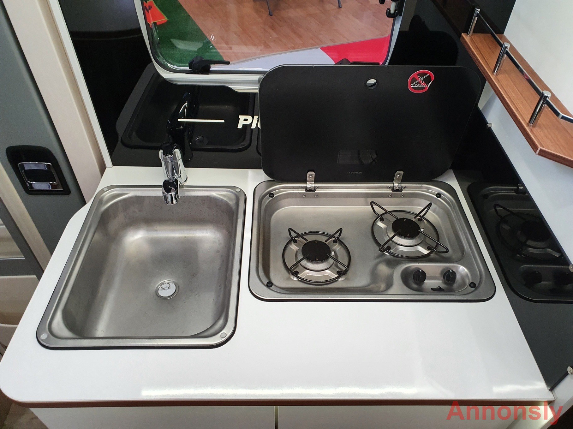 Pilote P600 Essentiel -2018  3500Kg / Under 6meter – bild 11