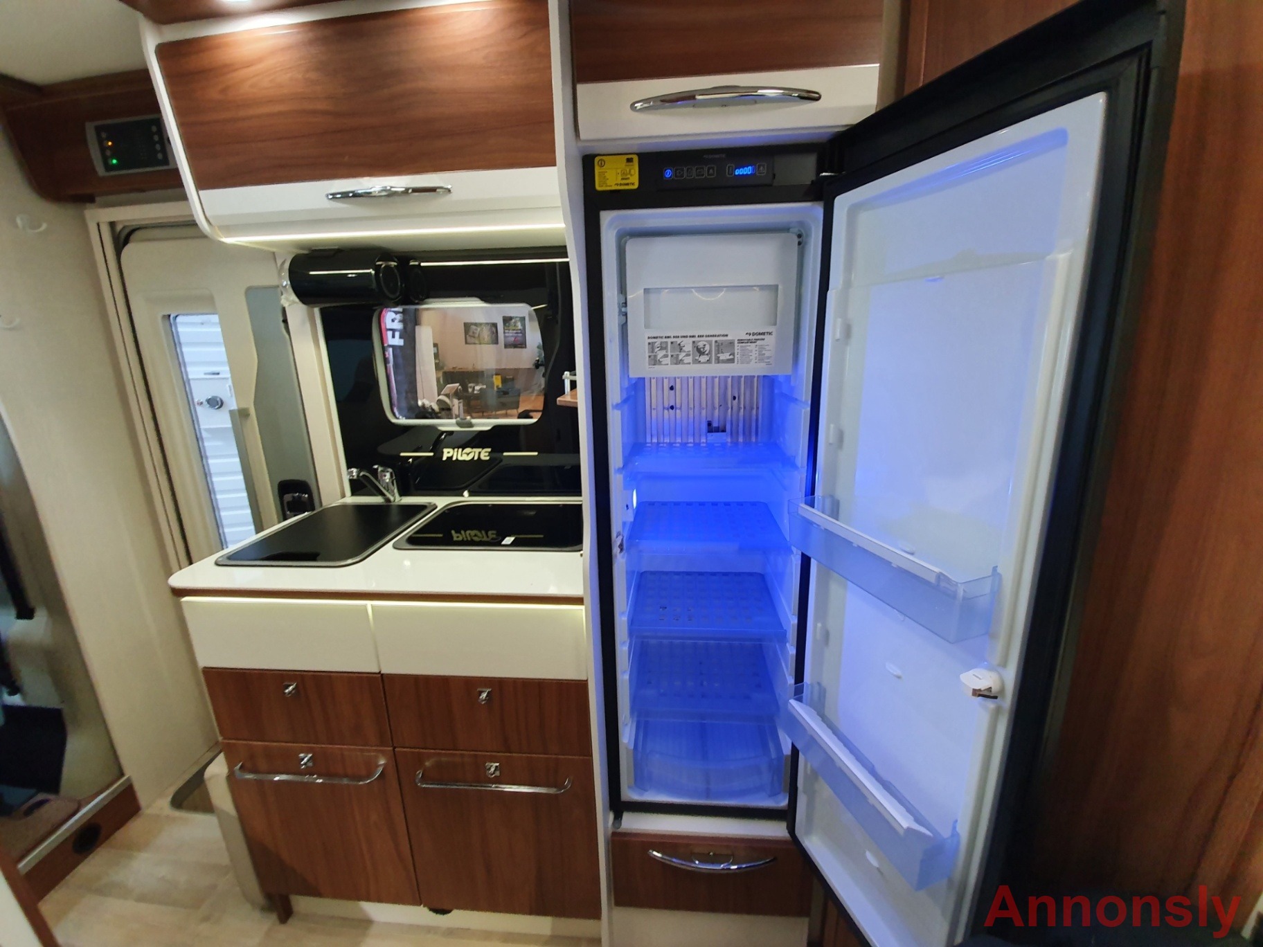 Pilote P600 Essentiel -2018  3500Kg / Under 6meter – bild 12