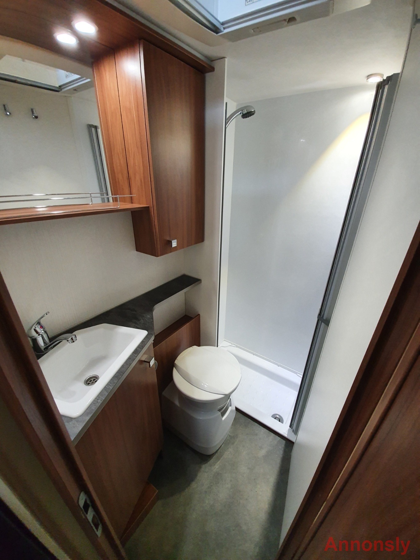 Pilote P600 Essentiel -2018  3500Kg / Under 6meter – bild 15