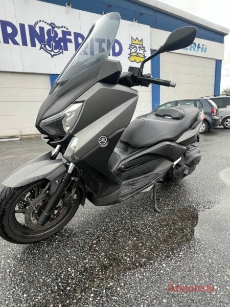 YAMAHA XMAX 400 -16