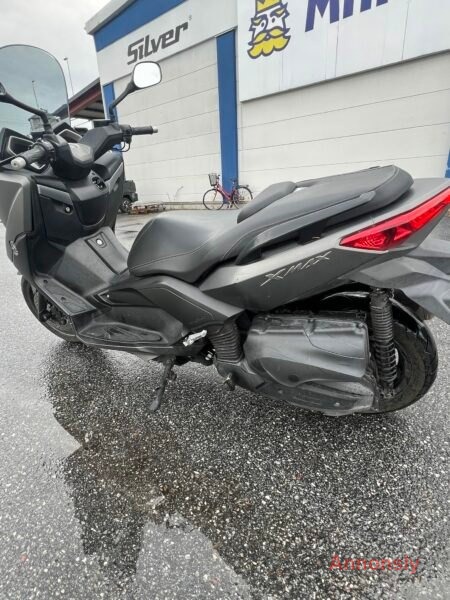 YAMAHA XMAX 400 -16 – bild 6