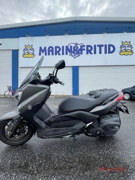 YAMAHA XMAX 400 -16 – bild 7