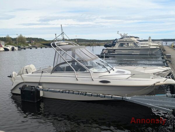 HR 630 WA & Evinrude E-tec 150 HK -2012
