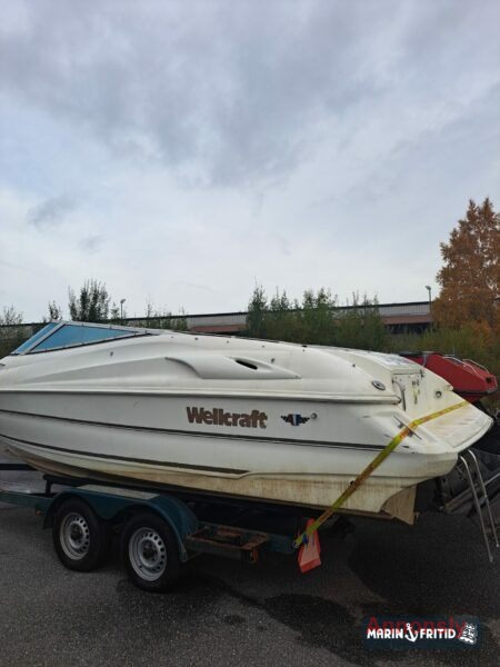 Wellcraft 2400 + 7.4 L Volvo Penta – bild 2