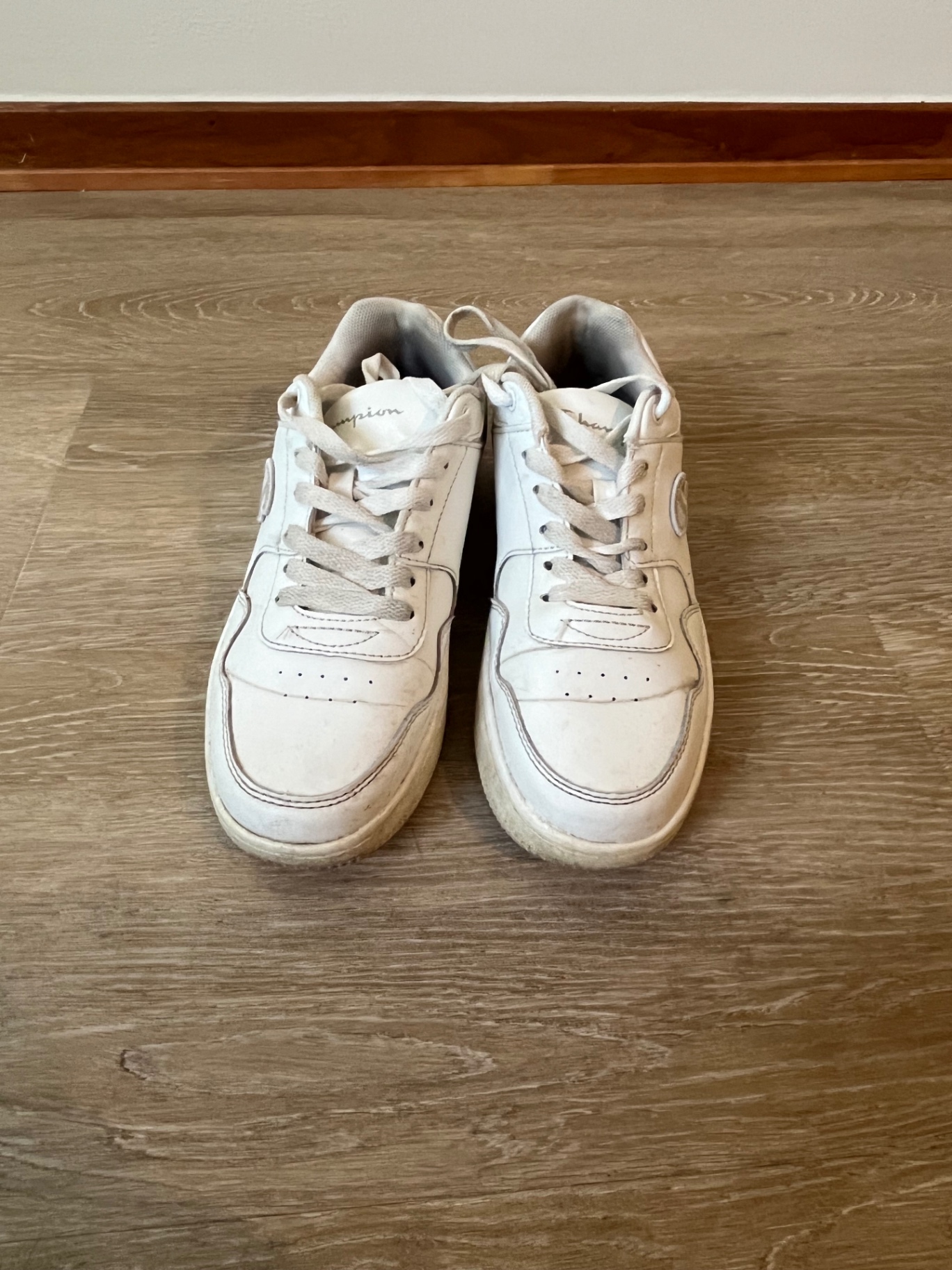 3 PAR SNEAKERS – NIKE, CHAMPION & CLO – 700 KR FÖR ALLA – bild 7