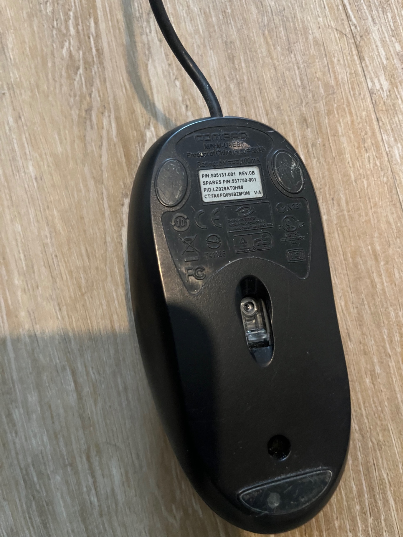 Compaq SG3 stationär dator + tangentbord, mus & Creative högtalare – 250 kr – bild 4