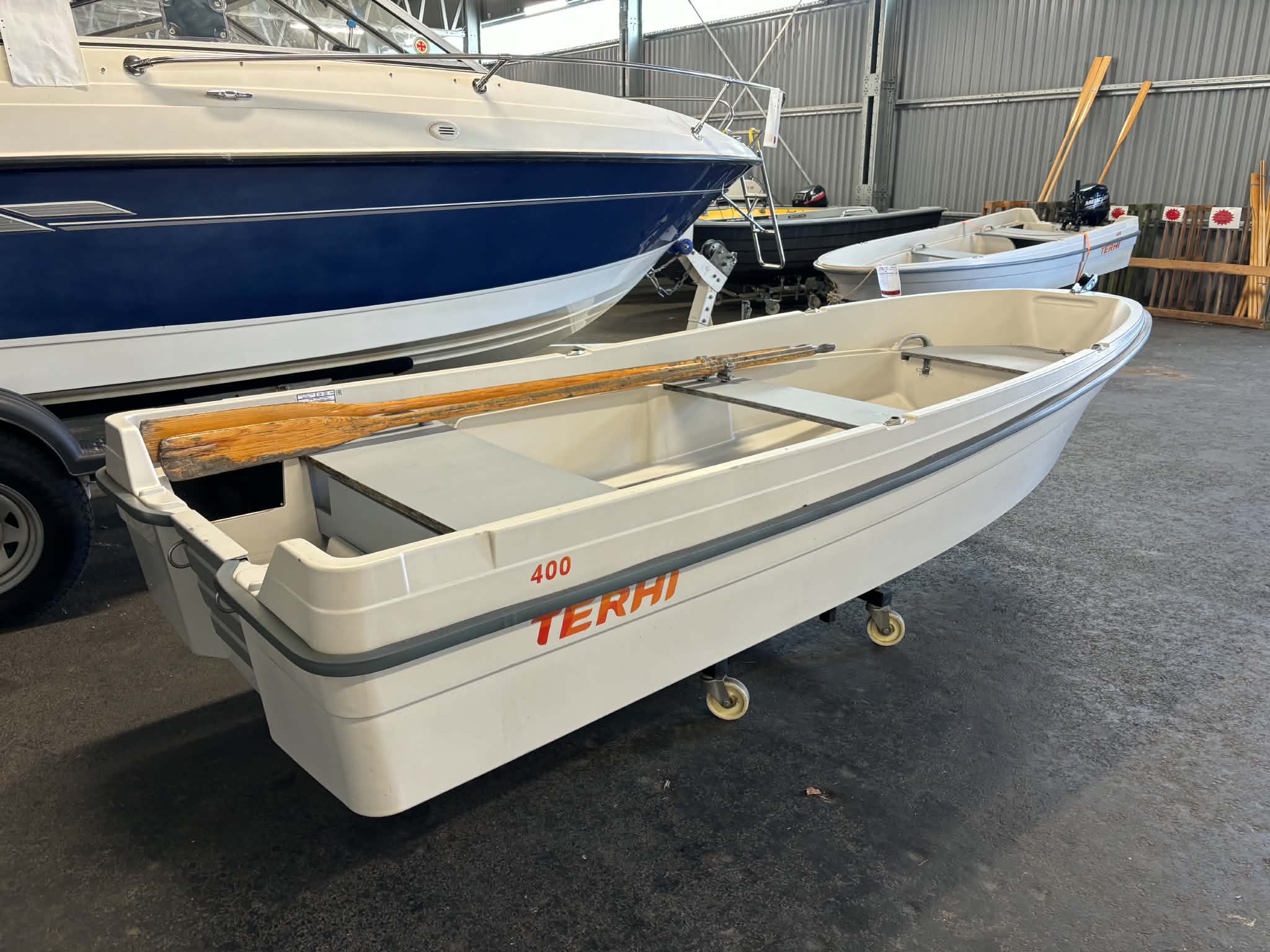Beg. Terhi 400 -18 inkl åror