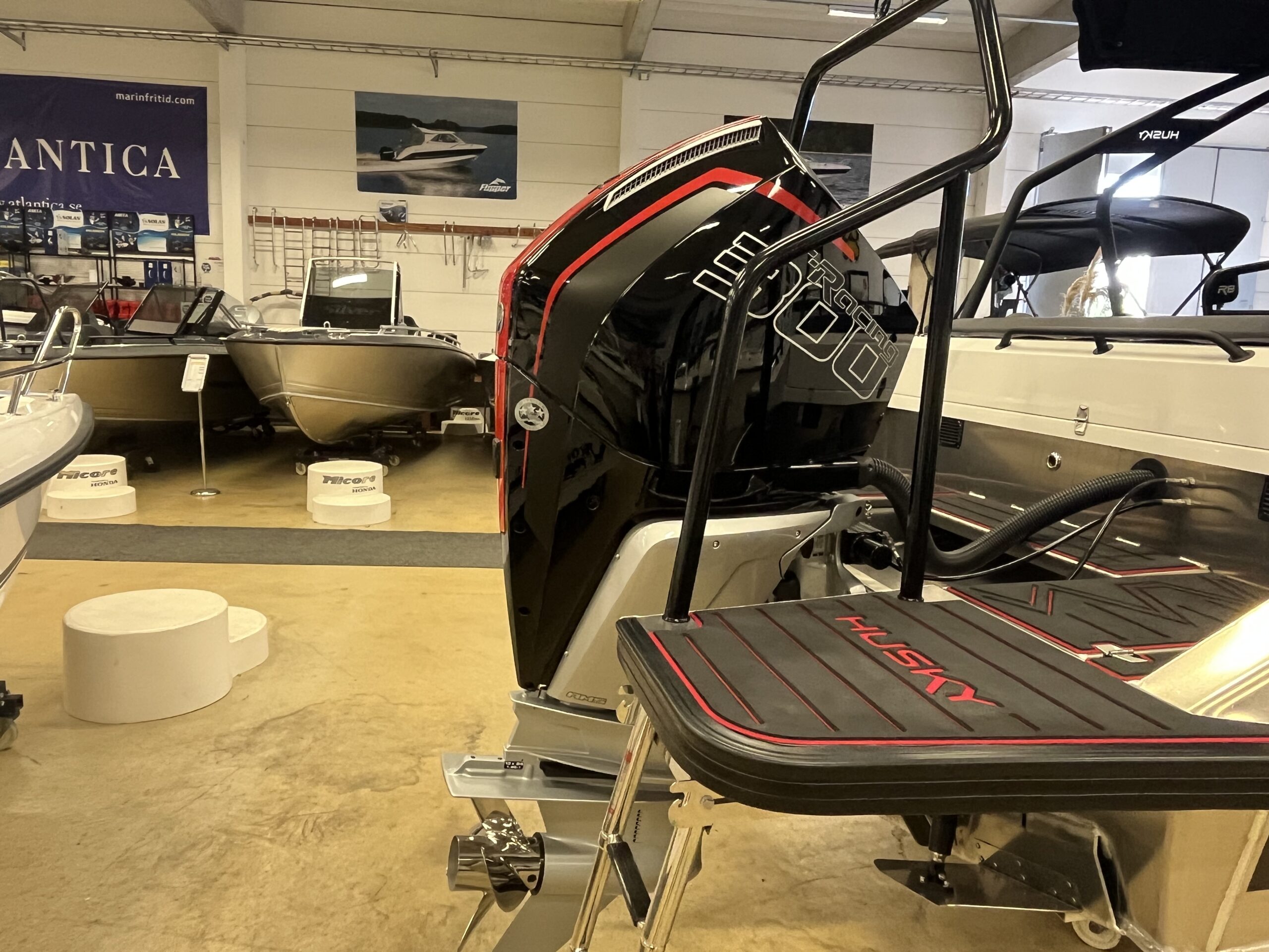 Husky R8 + Mercury 300 HK Racing V8 AMS elreglage – 2026 – bild 6