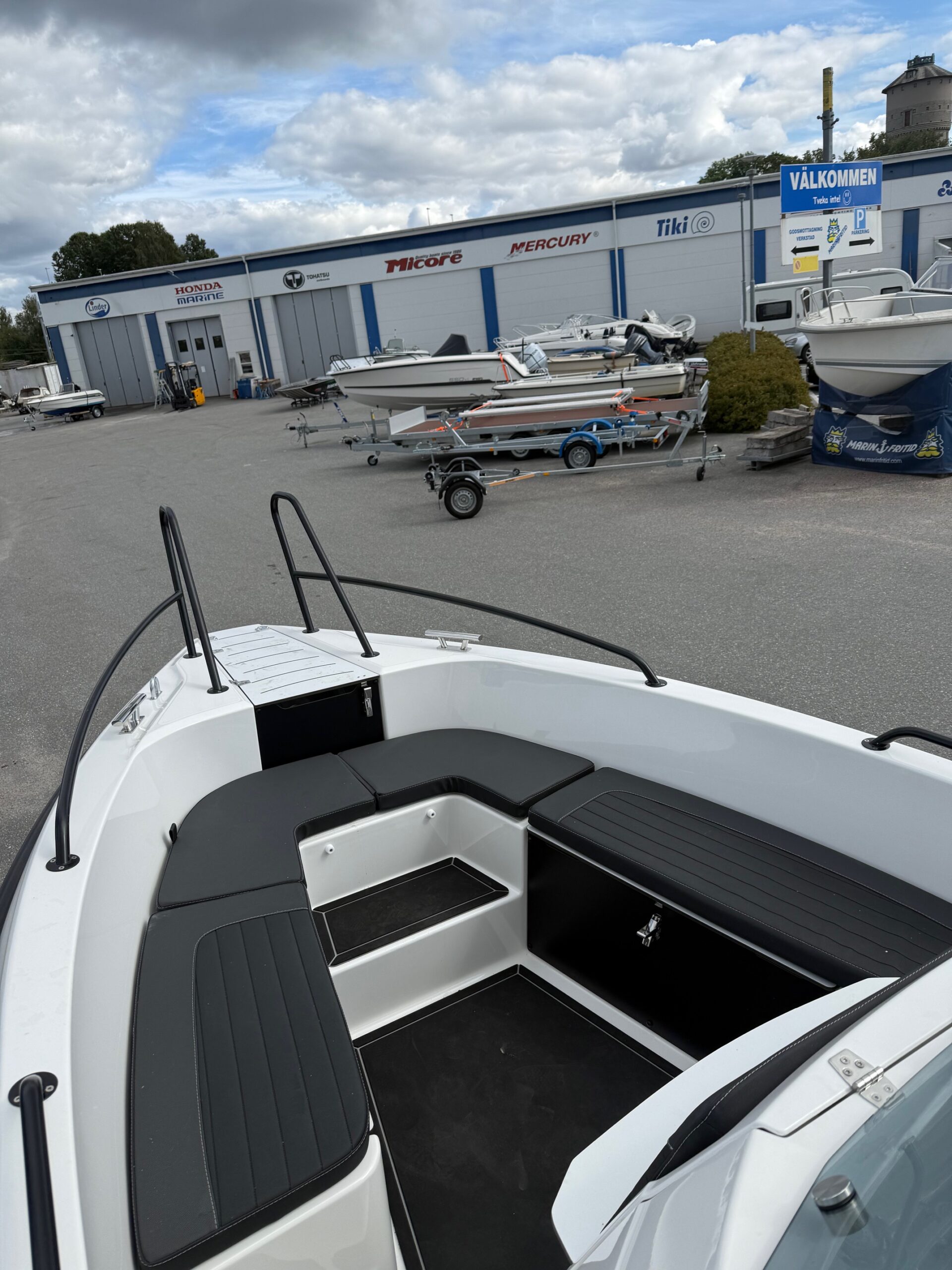 Micore 61 sc R-design + Honda 150 Sporty White – bild 8