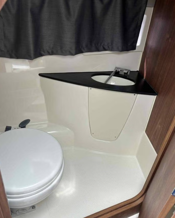 Uttern D77 & Mercury 350 V10 4-takt -2025 Fullutrustad – bild 2