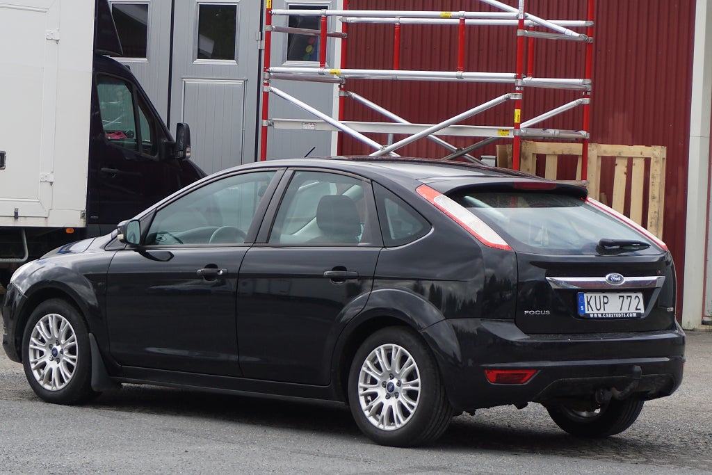 Ford Focus 5-dörrars 1.6 TDCi Platinum Euro 5 – bild 15