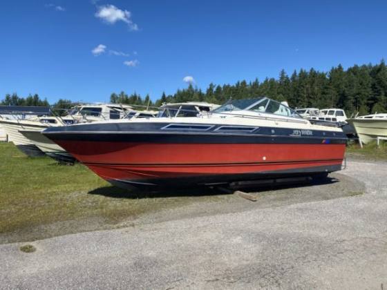 Century cortez 270, V8 Mercruiser