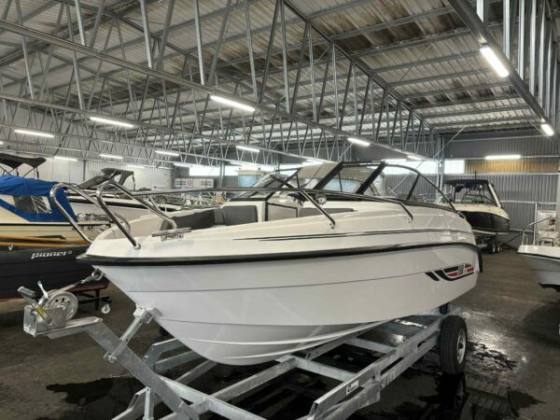 Beg. Höga rodd 555 BR & Suzuki 140 hk 4-takt -2023