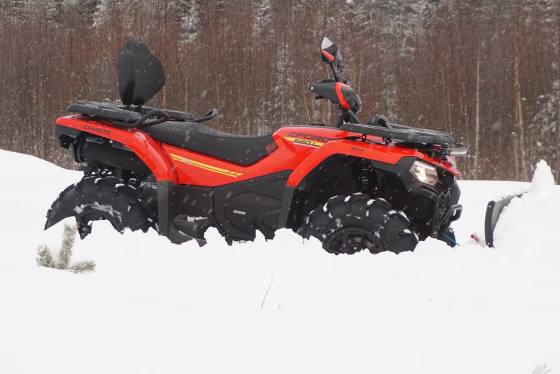 CFMOTO CFORCE 520 Efi Eps Lång Traktor B Inkl Frontmont PLOG