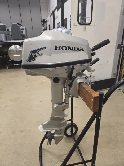 Honda BF5 -2004